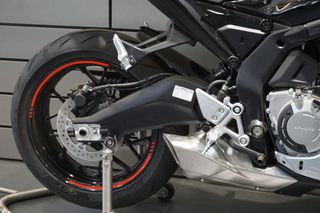 CFmoto 675 SR-R 2026-thumb-15