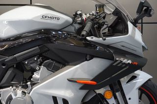 CFmoto 675 SR-R 2026-thumb-20