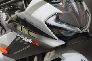 CFmoto 675 SR-R 2026-thumb-21