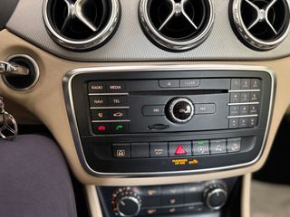 Mercedes-Benz GLA 200 2016 4MATIC / ΠΛΟΥΣΙΑ ΕΚΔΟΣΗ-thumb-5