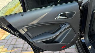 Mercedes-Benz CLA 180 2014 AUTOMATIC 7G-TRONIC | URBAN | BLACK SAPPHIRE-thumb-62