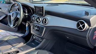 Mercedes-Benz CLA 180 2014 AUTOMATIC 7G-TRONIC | URBAN | BLACK SAPPHIRE-thumb-49