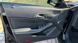 Mercedes-Benz CLA 180 2014 AUTOMATIC 7G-TRONIC | URBAN | BLACK SAPPHIRE-thumb-25