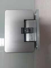 Πόρτα από αμοβολημενο γυαλί