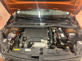 Peugeot 2008 2021 1.2 PURETECH ALLURE PACK-thumb-5