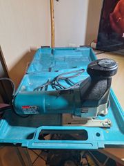 σέγα Makita 4305T Ισχύς: 600 W πλήρως λειτουργική.