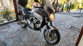 Aprilia MANA 850 2010