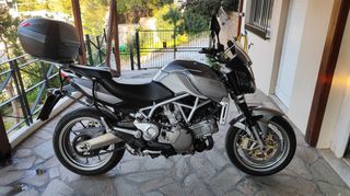 Aprilia MANA 850 2010-thumb-1
