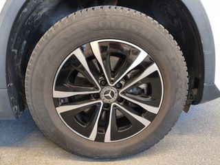 Mercedes-Benz GLA 200 2023 Style DCT-thumb-8