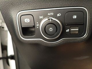 Mercedes-Benz GLA 200 2023 Style DCT-thumb-21