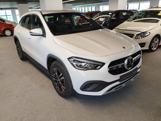 Mercedes-Benz GLA 200 2023 Style DCT
