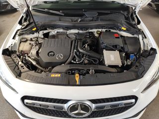 Mercedes-Benz GLA 200 2023 Style DCT-thumb-24