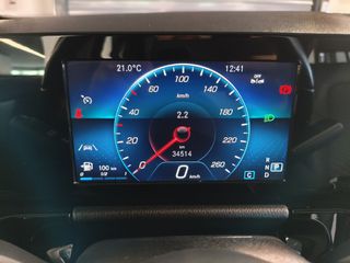 Mercedes-Benz GLA 200 2023 Style DCT-thumb-19