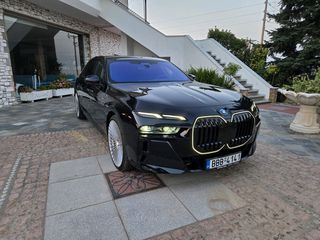 Bmw 750 2025 e xdrive M Sport Plug-in Hybrid