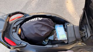 Piaggio Beverly 300i 2024 HPE-thumb-5