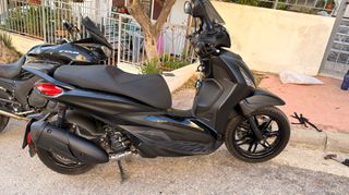 Piaggio Beverly 300i 2024 HPE-thumb-6