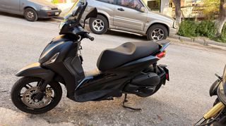 Piaggio Beverly 300i 2024 HPE-thumb-8