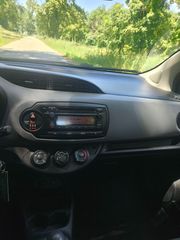Toyota Yaris 2016 1.0 VVTI-thumb-14