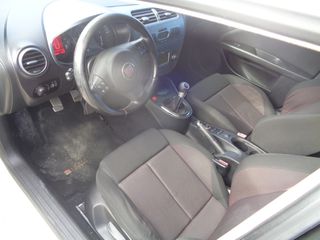 Seat Leon 2008 CUPRA-thumb-4