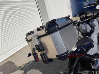 Honda X-ADV 2021-thumb-3