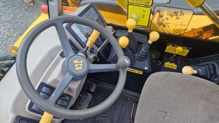 JCB 2004 526S-thumb-1