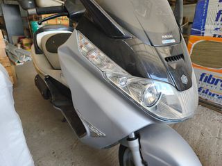 Piaggio X 8 2004-thumb-6