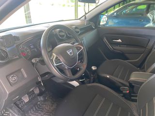 Dacia Duster 2019 CONFORT 4X2 DIESEL-thumb-8