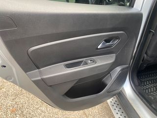 Dacia Duster 2019 CONFORT 4X2 DIESEL-thumb-18