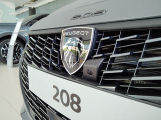 Peugeot 208 2026 Hybrid 110 e-DCS6 Allure-thumb-35