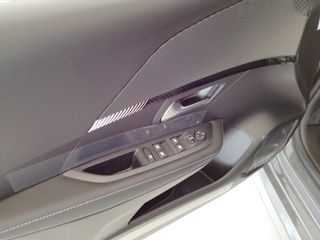 Peugeot 208 2026 Hybrid 110 e-DCS6 Allure-thumb-27