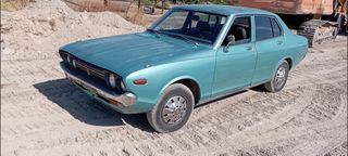 Nissan Datsun 1977 J140