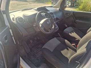 Κλούβα Renault 2021 ΕΠΩΛΗΘΗ-thumb-14