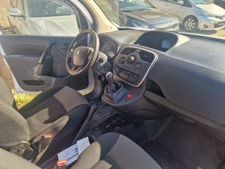 Κλούβα Renault 2021 ΕΠΩΛΗΘΗ-thumb-18