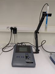 Επαγγελματικό Πεχάμετρο INOLAB pH 7110 SET 4-thumb-3
