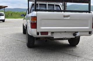 Toyota Hilux 1992-thumb-44