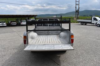 Toyota Hilux 1992-thumb-46