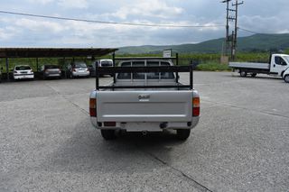 Toyota Hilux 1992-thumb-21