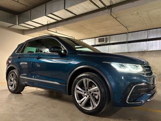 Volkswagen Tiguan 2022 ΠΡΟΣΦΟΡΑ R LINE PLUG IN  DSG 245hp Ελληνικό-Βιβλίο Service