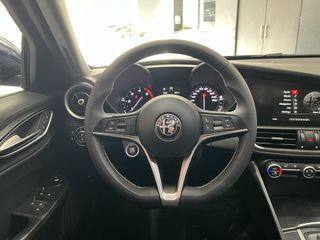 Alfa Romeo Giulia 2018 SUPER EDITION/JTDM/ΟΘΟΝΗ/PARKTRONIC/DNA/ΔΕΡΜΑ/LED/EU6-thumb-17