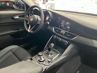Alfa Romeo Giulia 2018 SUPER EDITION/JTDM/ΟΘΟΝΗ/PARKTRONIC/DNA/ΔΕΡΜΑ/LED/EU6-thumb-35