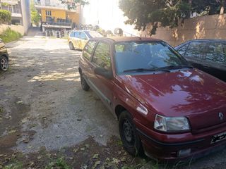 Renault Clio 2001-thumb-2