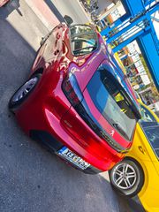 Peugeot 208 2021-thumb-5