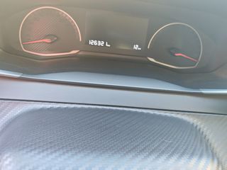 Peugeot 208 2021-thumb-10