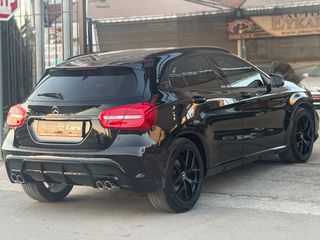 Mercedes-Benz GLA 180 2015 ** LOOK BRABUS ** URBAN 7G-DCT-thumb-6