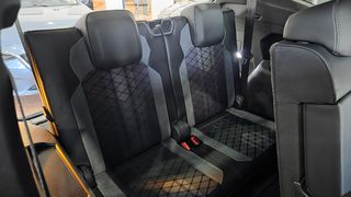 Volkswagen Tiguan Allspace 2022 R line-thumb-18