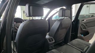 Volkswagen Tiguan Allspace 2022 R line-thumb-30
