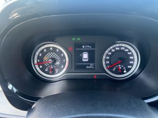 Hyundai i 10 2023-thumb-9