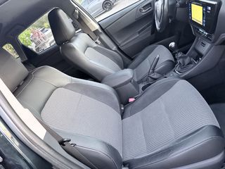 Toyota Auris 2016 STYLE CLIMA 5D FULL EXTRA-thumb-23