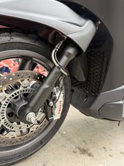 Piaggio Beverly 400 2023-thumb-5