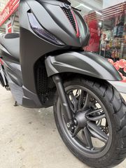 Piaggio Beverly 400 2023-thumb-9